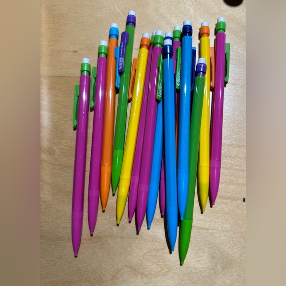 βοΈπποΈ School Supplies Bundle, some NEW & some opened - Picture 6 of 6